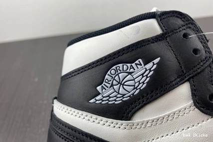 85 Lightweight Jordan BQ4422-001 High Black Retro White (2023) 145 1 0925